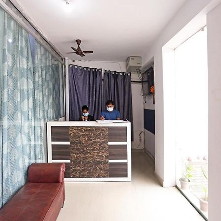 Aero Home Stay- Bed&Breakfast Nueva Delhi Exterior foto